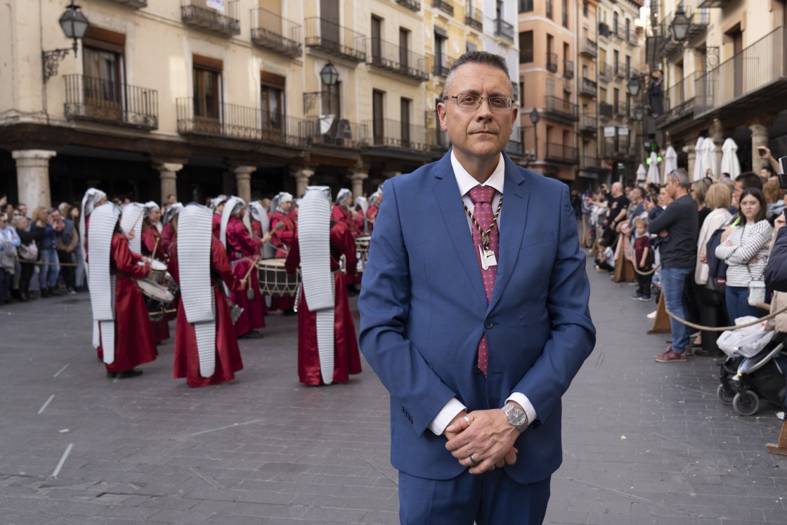 José Villarroya Buj, presidente de la Junta de Hermandades de Teruel: “La Semana Santa se prepara durante todo el año, es un punto y seguido de un año a otro”
