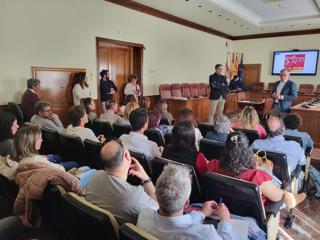 El sector turístico del Camino del Cid en la provincia de Teruel conoce las ventajas del nuevo Club de Producto Turístico