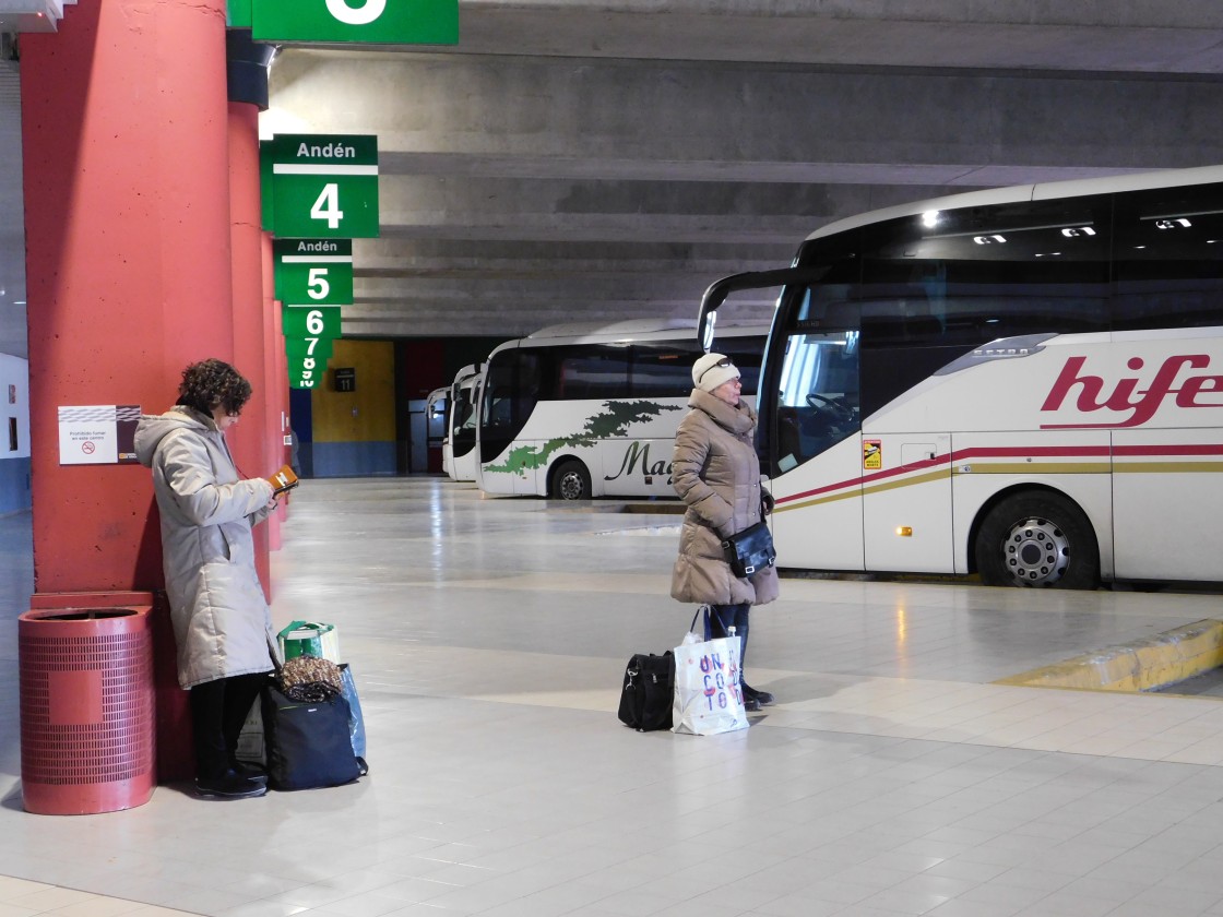 Las Cortes de Aragón piden retirar el anteproyecto del transporte en autobús de las líneas estatales