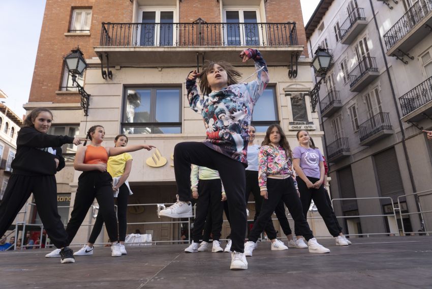 Folclore, urbano, ritmos latinos y bailes exóticos para celebrar el Día de la Danza