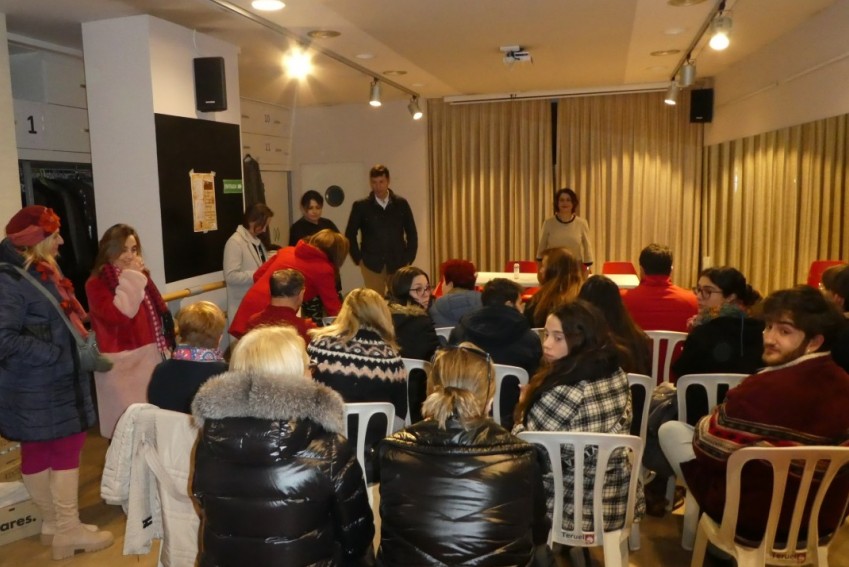 La alcaldesa de Teruel pide a los actores voluntarios que sigan tirando del carro de Las Bodas