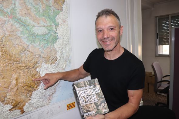 Javier Magallón vuelca su experiencia en el libro 'Escaladas Insólitas. Maestrazgo de Teruel'