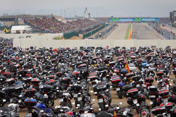 La Federación voltea MotoGP en 2027: menos velocidad para más seguridad