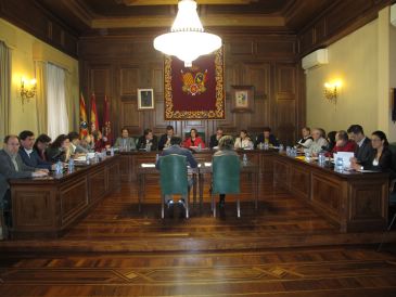 El Ayuntamiento de Teruel aprueba obras en calles y en las pistas de atletismo