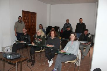 El taller de empleo forestal de Villel nace con salida laboral en Samag