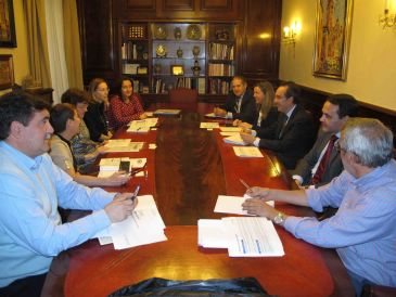Endesa y Ayuntamiento de Teruel se coordinan para informar sobre el bono social