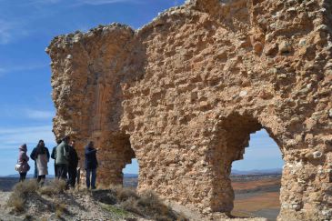 Técnicos estatales plantean intervenir en el Castillo 
de Cutanda