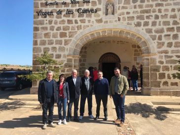 La localidad turolense de Caminreal celebra un año mas el Día del Cerro, una de las romerías más populares de la comarca del Jiloca