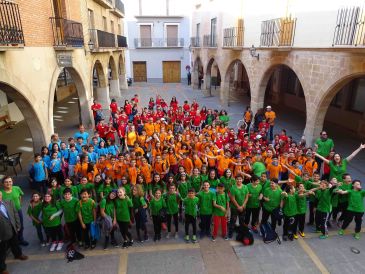 Un encuentro bilingüe sobre ciencia reúne a 200 alumnos y profesores en Alcorisa