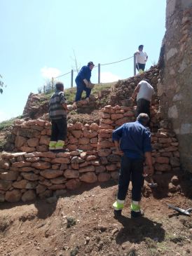 La brigada comarcal de jardinería empieza a trabajar en Castelserás