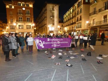 Teruel recuerda a las víctimas de la violencia machista