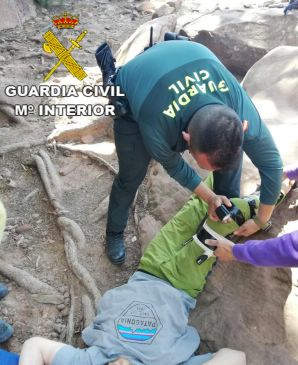 La Guardia Civil de Teruel auxilia a un escalador herido en los Pinares de Rodeno de Albarracín