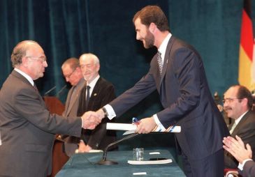 La alcaldesa de Teruel lamenta la muerte de Sanz Gadea, Medalla de Oro de la Ciudad