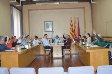 El pleno de Alcañiz aprueba por unanimidad el convenio colectivo del personal laboral tras dos años negociando