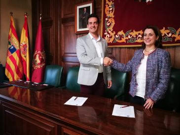 Emma Buj (PP) seguirá al frente del Ayuntamiento de Teruel con el apoyo de Cs, que coloca a Ramón Fuertes como primer teniente de alcalde