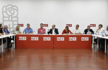 El PSOE ratifica los acuerdos para investir a Javier Lambán y establecer la hoja de ruta en Aragón en la nueva legislatura