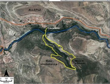 Allepuz inaugura la ruta etnobotánica  Reverendo Bernardo Zapater