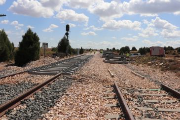 Adif estima que la línea del ferrocarril podrá soportar hasta un centenar de trenes de mercancías semanales