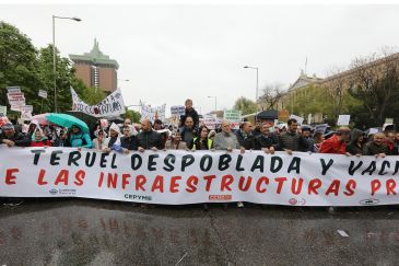 Aragón ya está en marcha para que el paro de cinco minutos del 4 de octubre sea un éxito