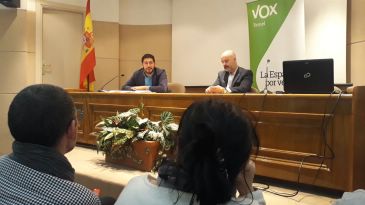 Vox quiere suprimir las autonomías, a las que acusa de crear discriminación territorial