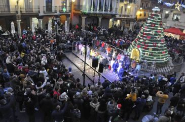 Galería de fotos: más de 400 niños dan color a la Navidad en Teruel con el festival más reivindicativo