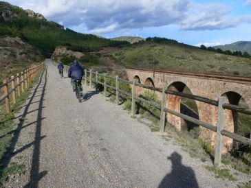 Cs reclama que el presupuesto de la Comunidad de Teruel cuente con inversiones para el tramo de vía verde de Perales del Alfambra