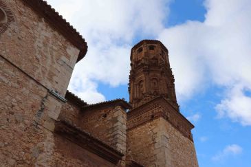 El Justicia sugiere a la DGA que acometa acciones urgentes en la torre de Lechago