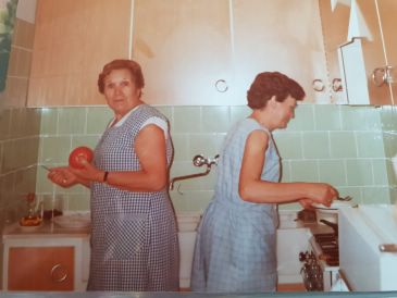 Carmen, la mujer que impulsó el baile de Las Chatas de Monreal, cumple 100 años