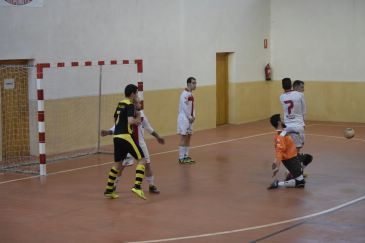 Un solo partido disputado por el plante de los clubes en de Tercera de Fútbol Sala