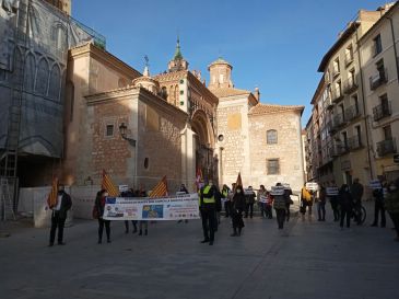 Los interinos protestan en Teruel contra el “abuso de la temporalidad”
