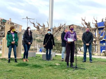 Alcañiz recuerda a Clara Campoamor e insta a cerrar brechas pendientes