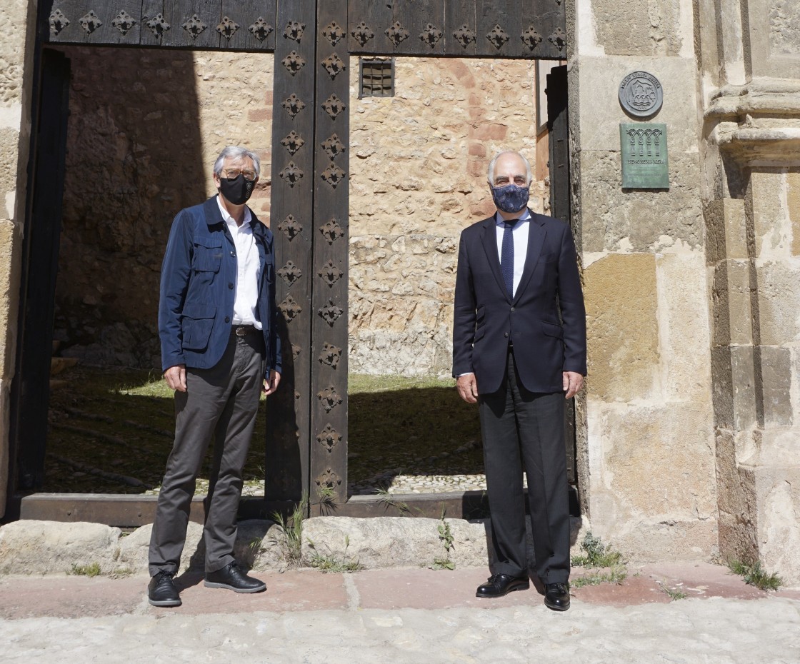 Ibercaja reedita su convenio con la Fundación Santa María de Albarracín