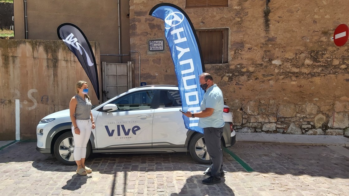 Mora de Rubielos incorpora el primer coche eléctrico de uso compartido en Aragón