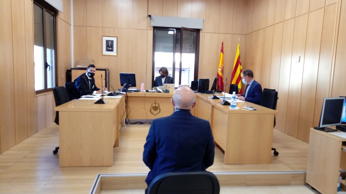 Absuelto el secretario de la Diputación de Teruel con todos los pronunciamientos favorables de la juez