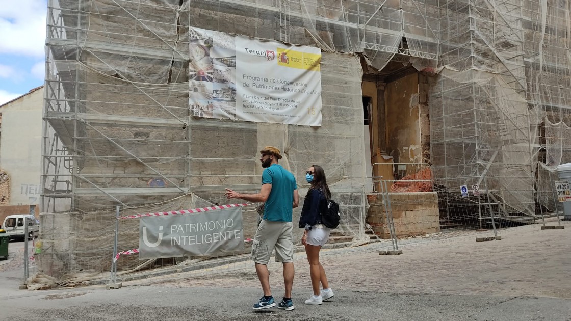 Las obras de consolidación de la iglesia de San Miguel se prolongarán hasta mediados de febrero