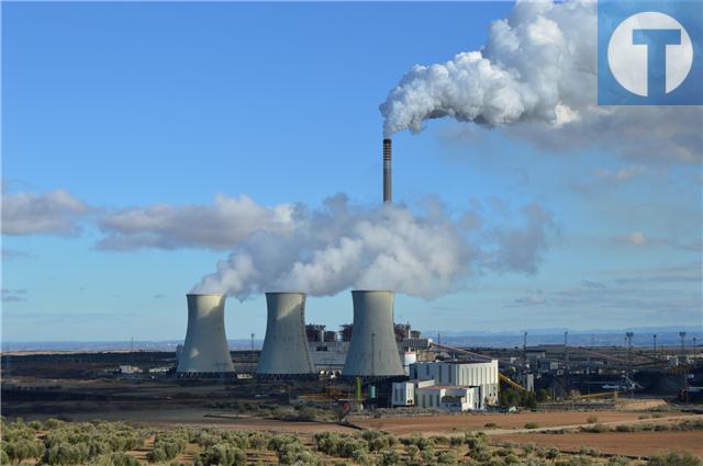 El parón nuclear de Francia salva el año en la térmica, que compró poco carbón