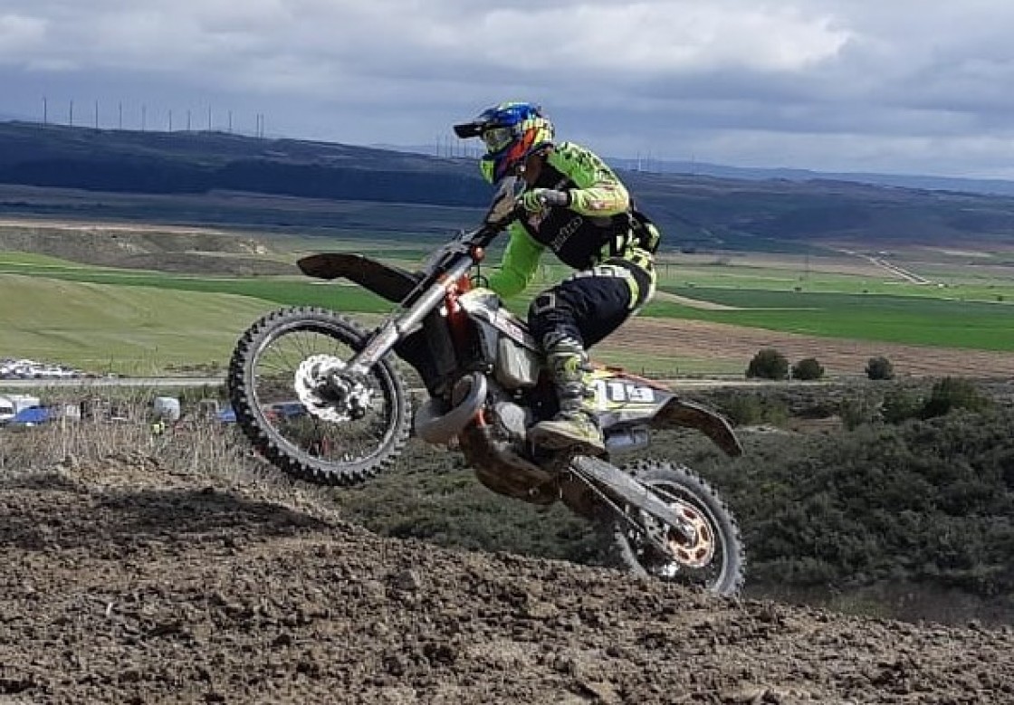 El alcañizano Javier Romero, imbatido tras el Motocross de Calatayud