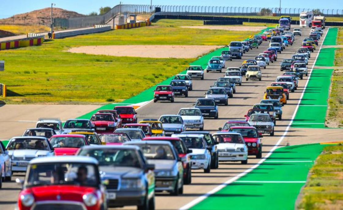 La fiesta de los clásicos arranca en Motorland con apuestas para todos los aficionados