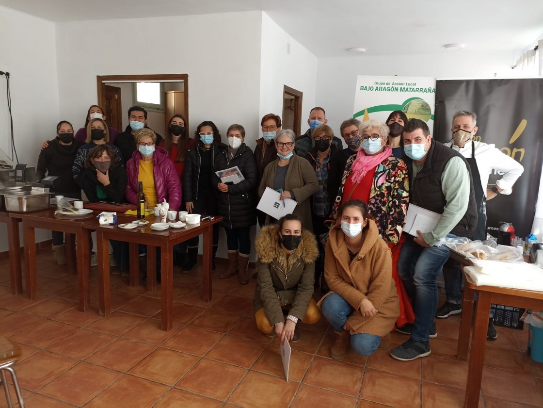 Profesionales de la hostelería del Bajo Aragón y Matarraña se familiarizan con las ventajas de la cocina al vacío