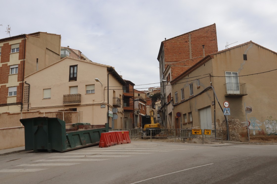 Corte de la calle Barrio del Carmen por las obras en los Molinos