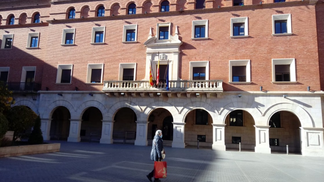 Enviado un hombre a prisión tras intentar estrangular a su expareja en Teruel capital