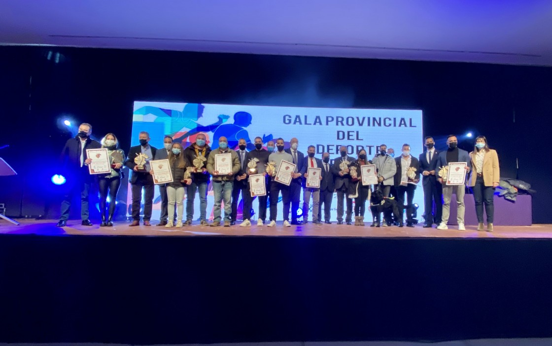 Inés Donoso y Luis Agustín, mejores deportistas del año 2021en Teruel