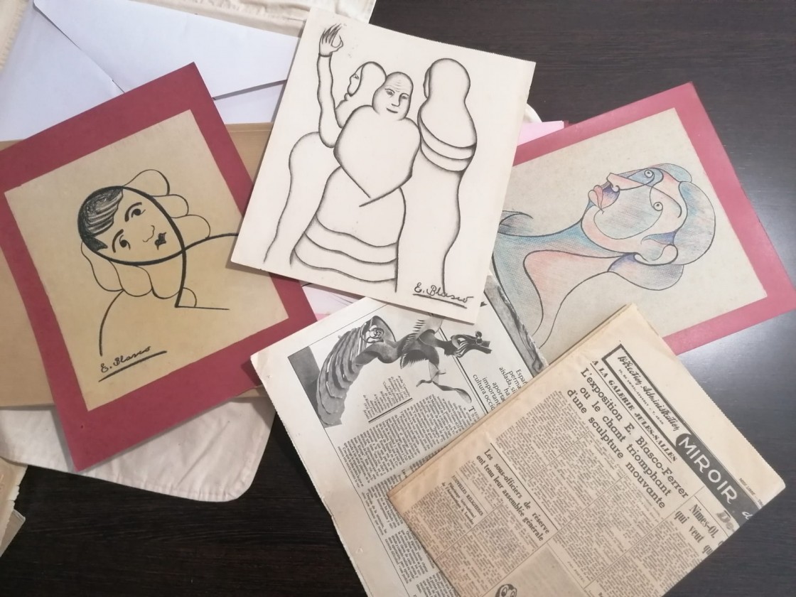 Los sobrinos del artista Eleuterio Blasco Ferrer donan a Molinos decenas de dibujos y documentos