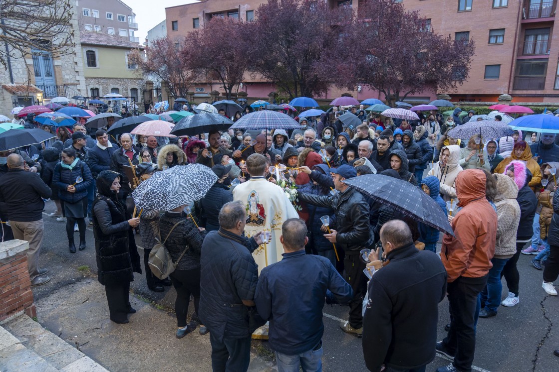 La comunidad ucraniana de Teruel se vuelca con sus compatriotas para facilitar su adaptación a la vida en la ciudad