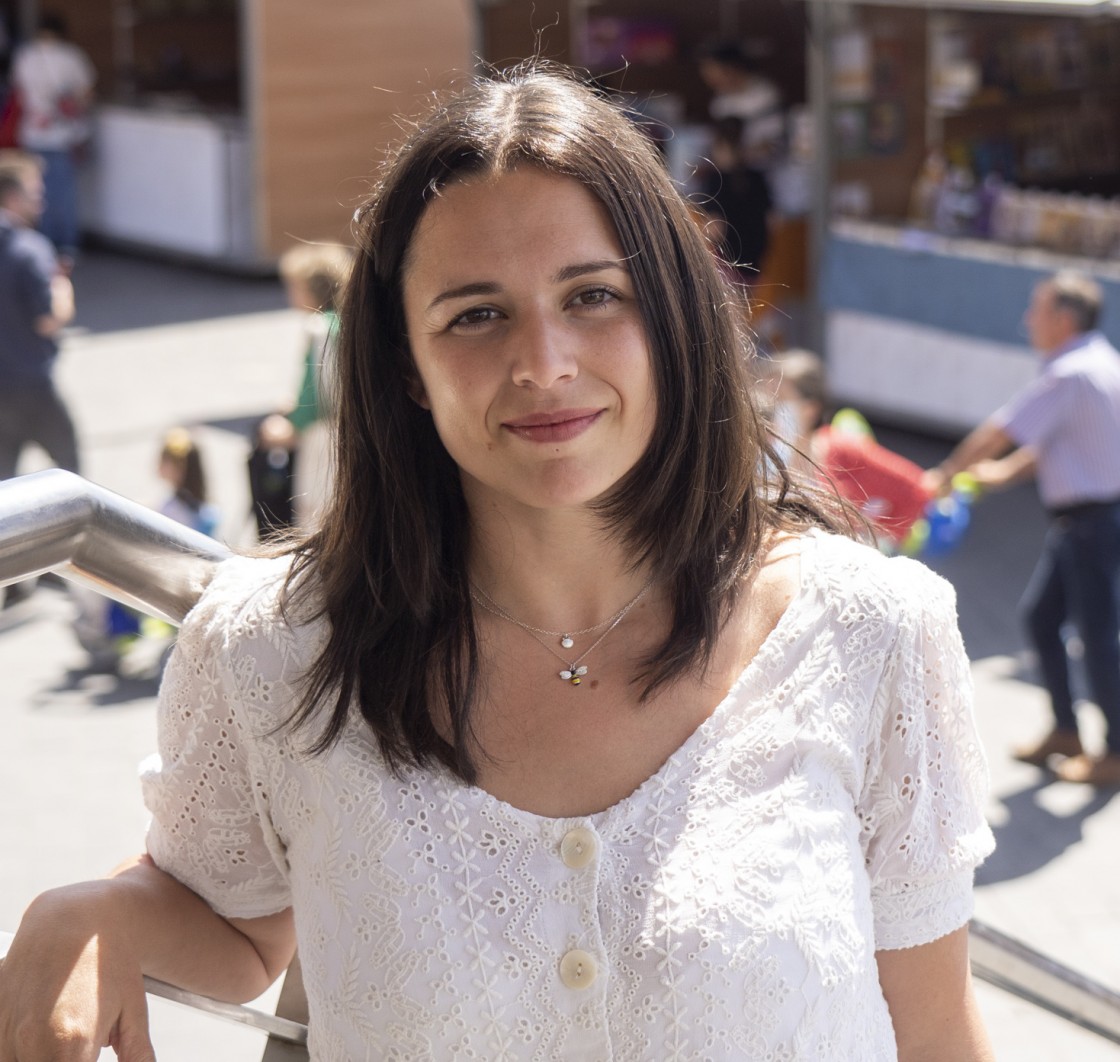 Alice Kellen, escritora que participó en la Feria del Libro y el Cómic de Teruel: 