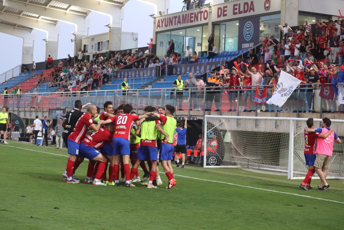 El CD Teruel se despide esta tarde con un acto abierto al público que tendrá lugar en el Ayuntamiento