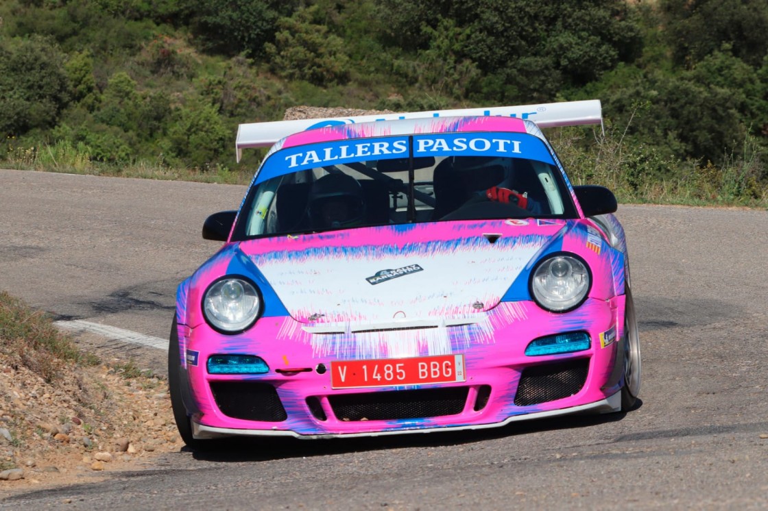 Los turolenses Rodrigo Espes y Luis López Anós disputan el Rally de Barbastro