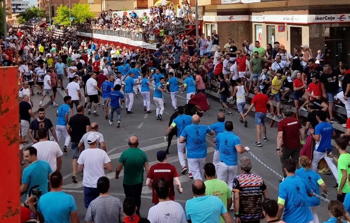 Teruel se convierte en la capital del toro de cuerda en la recta final