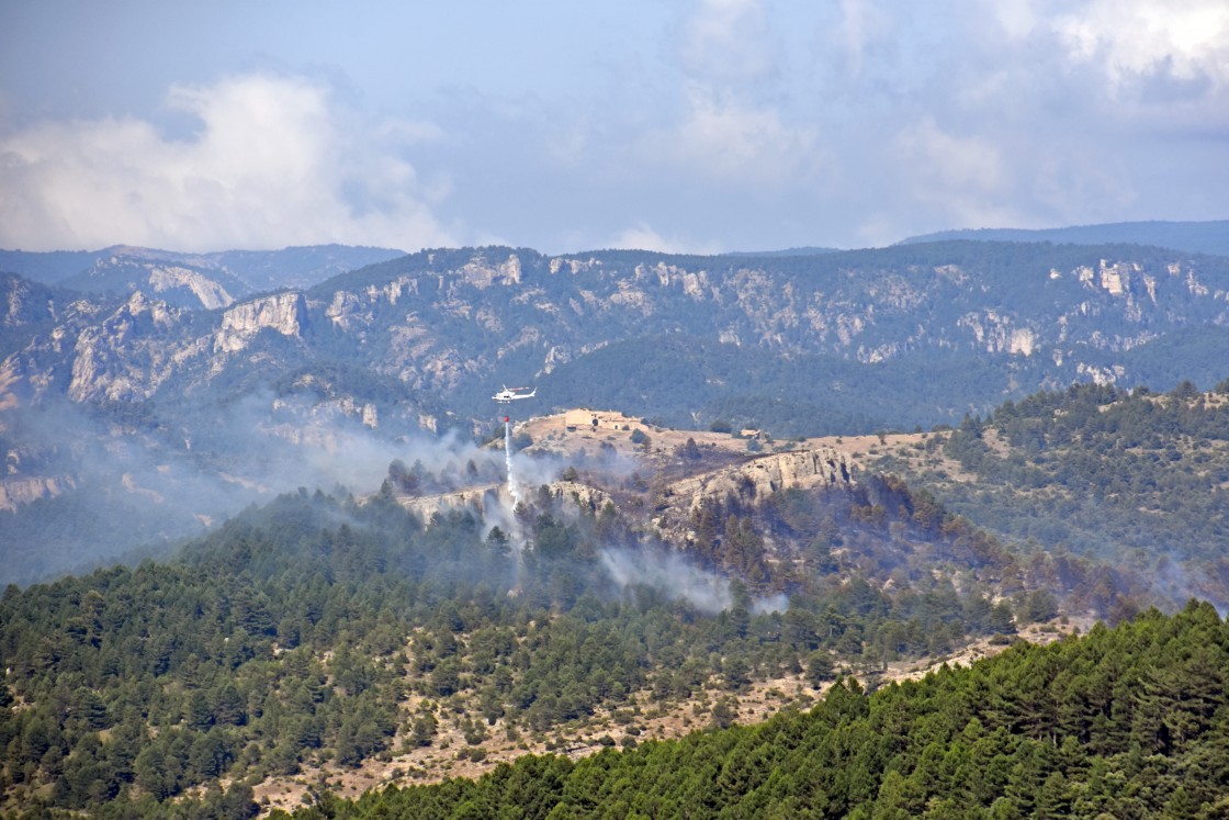 Controlados los incendios de Peñarroya de Tastavisns, Lechago y Calamocha