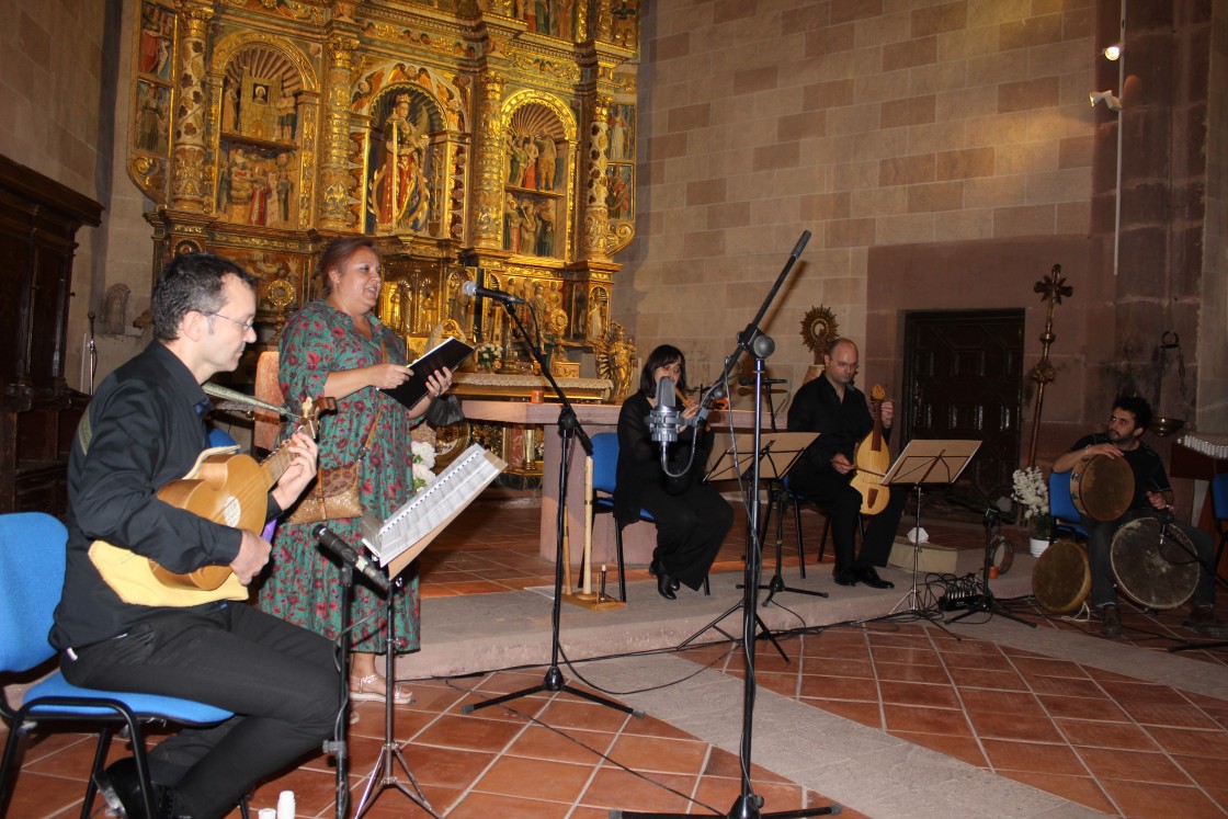 El concierto de la Cantiga de Rodenas anima a organizar un festival de música medieval